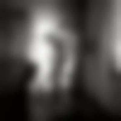 其他.哈苏大师获奖作品集.2012.Oliver Valsecchi.个人项目.SELFPORTRAITS的摄影作品-selfwindowoflight